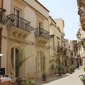 Palazzo San Martino Luxury , Syracuse Italia