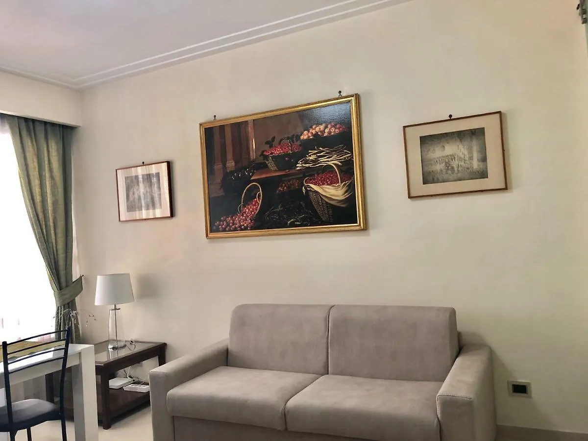 Appartamento Visconti apartment. Roma