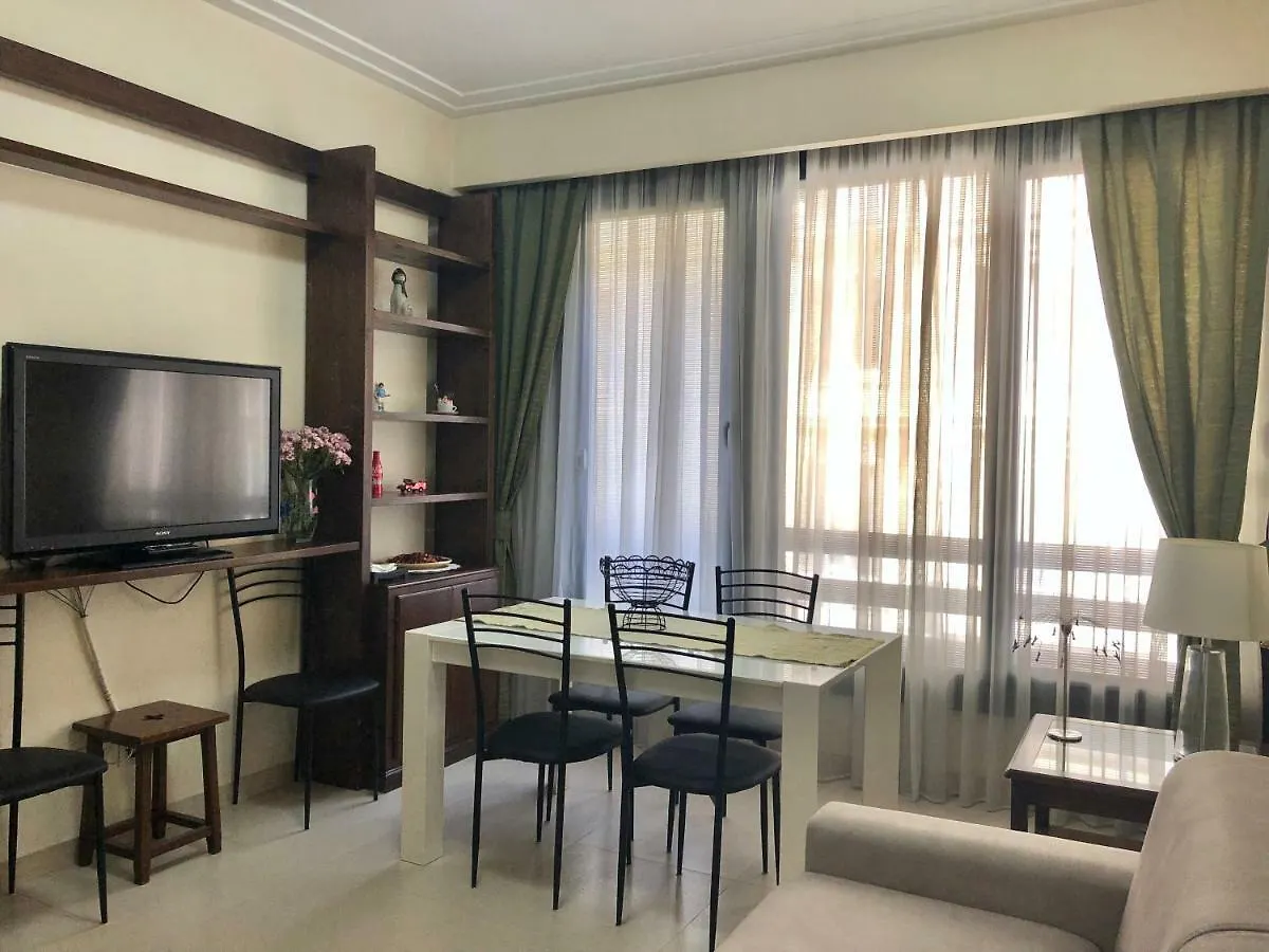 Visconti apartment. Roma