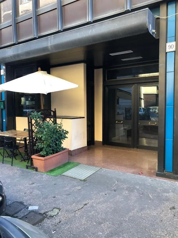 Visconti Apartment. Rzym
